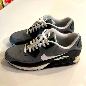 Nike Air Max 90